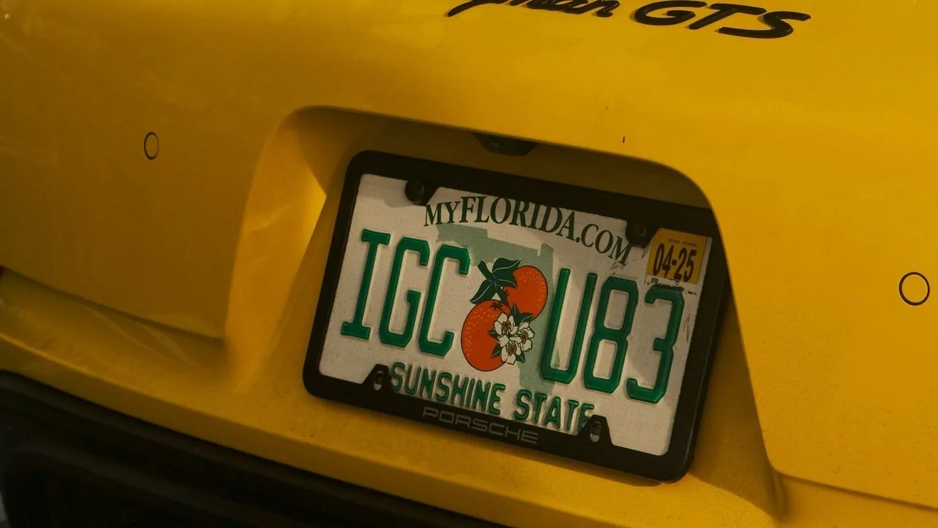 Florida Drivers Get Clearer License Plate Frame Rules as New Law Takes Effect Oct. 1, Limiting When Police Can Treat Decorative Borders as a Criminal Offense